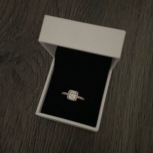 Pandora 14K Gold Square Sparkle Halo Ring SIZE 4.5